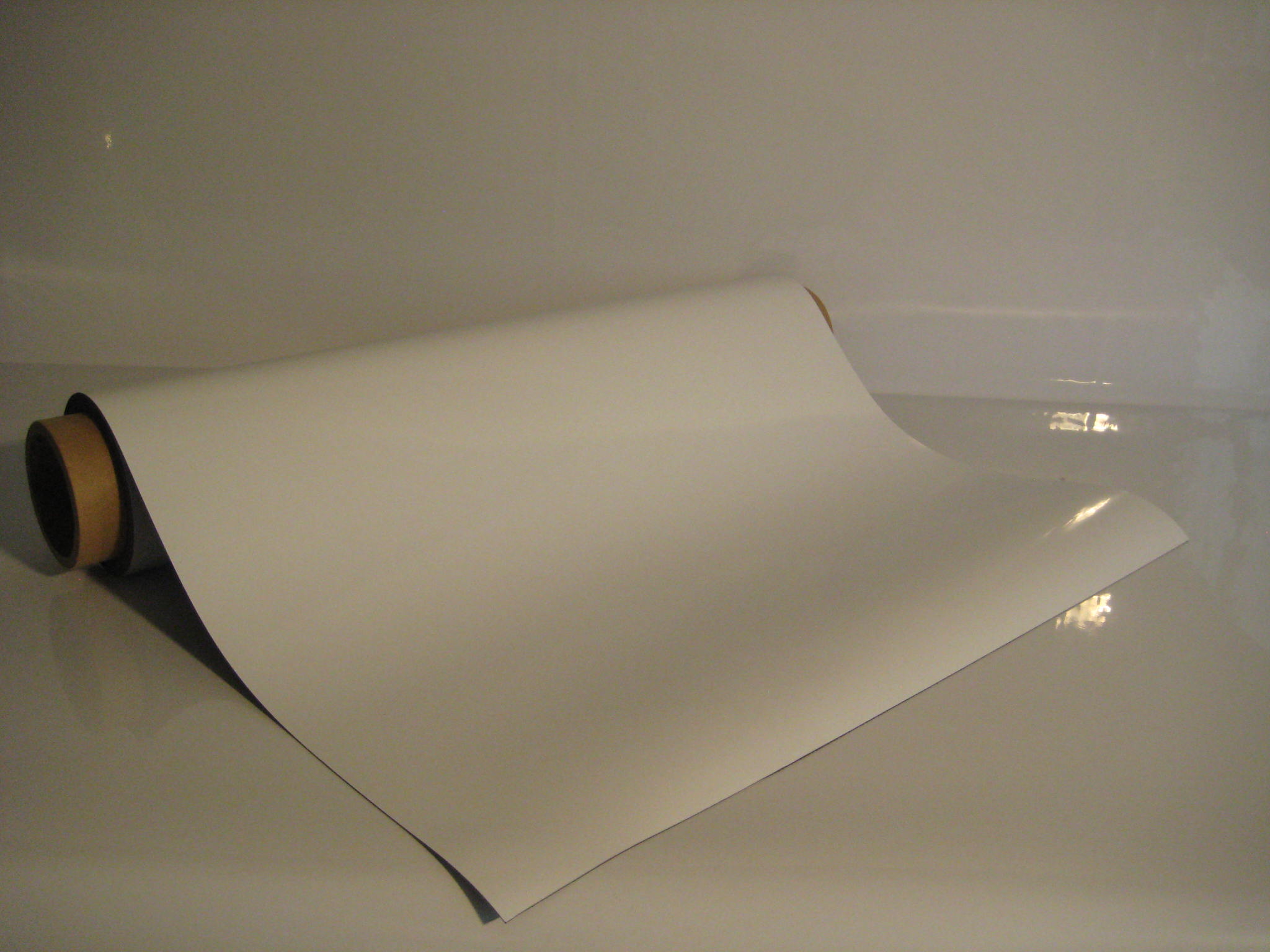 Vehicle Grade Magnetic Sign Vinyl Sheet White Gloss 0.85mm x 1m wide roll x 10m 